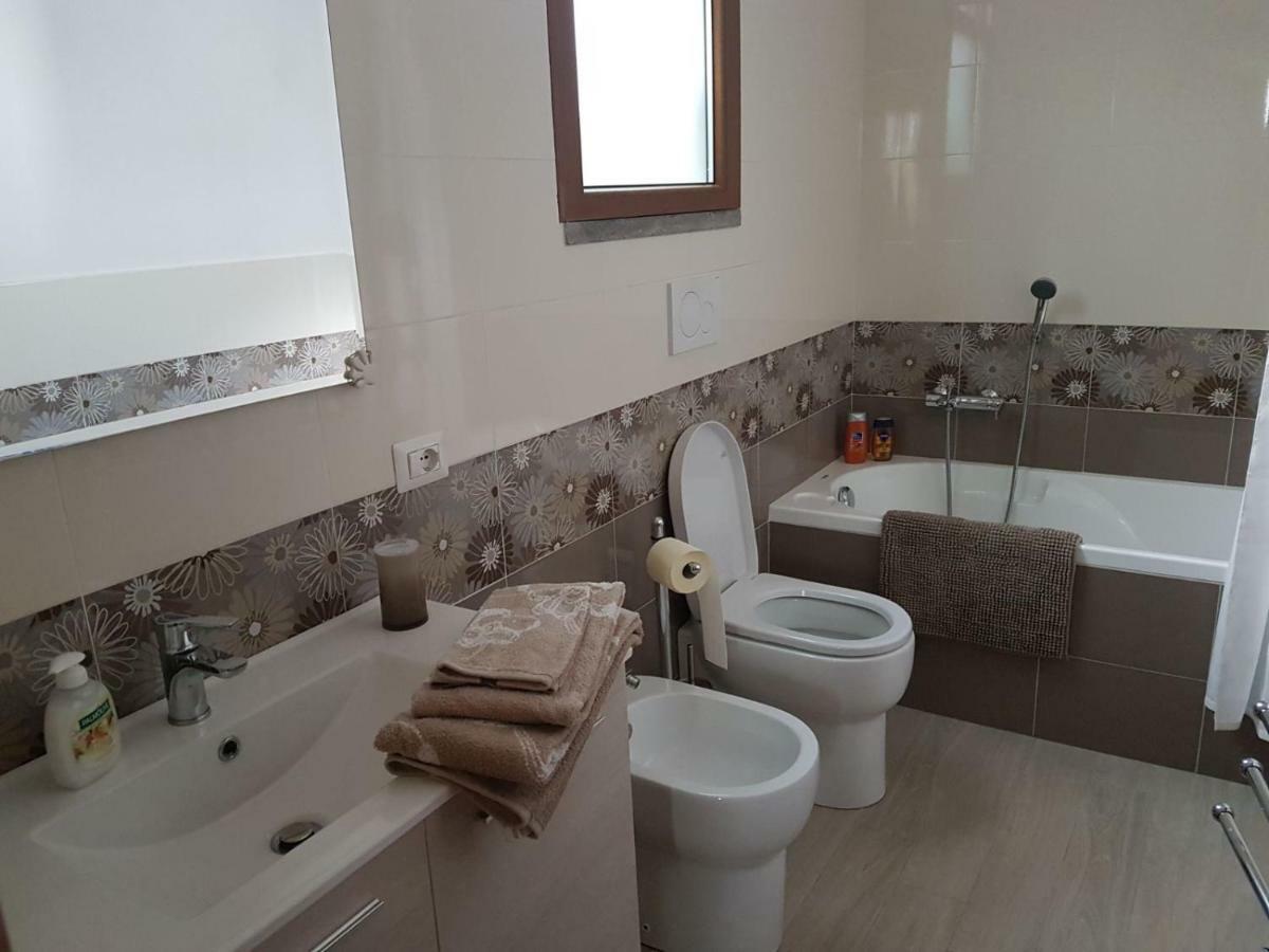 Villa Lory Албиния Экстерьер фото